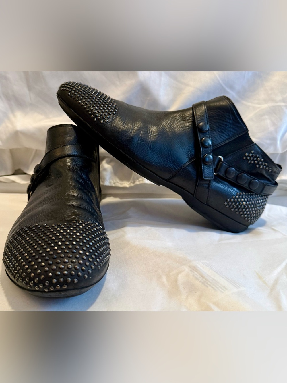 Cesare Paciotti Italy Black Leather Studded Ankle Boots Men’s Size 9US ELITE